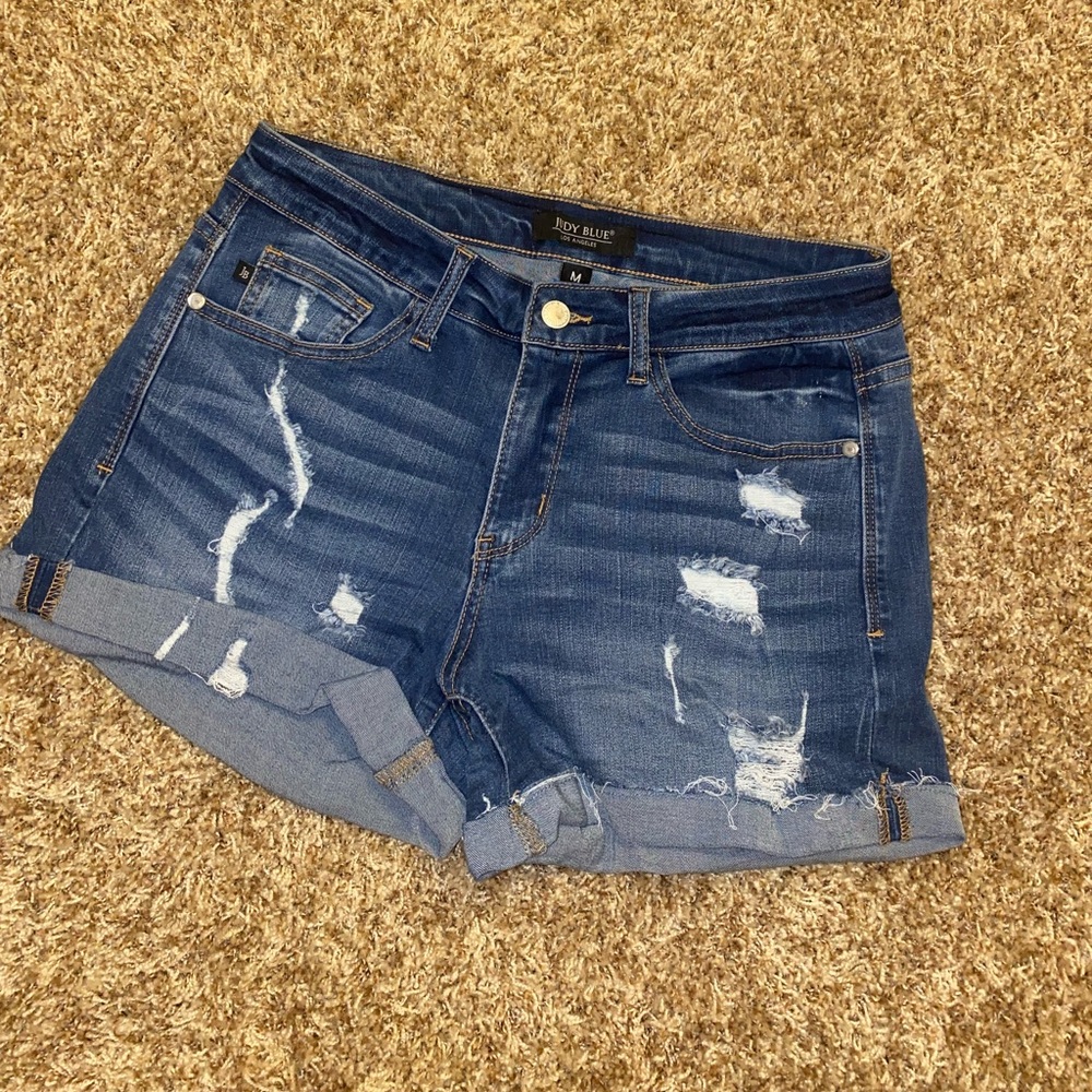 Judy Blue distressed jean short
